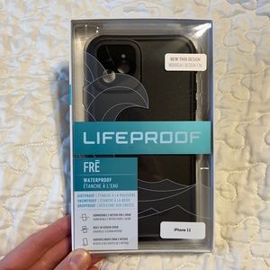 LifeProof Frē iPhone 11 Waterproof Case
